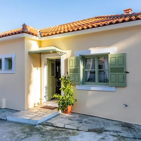 Karavos House * Skopelos